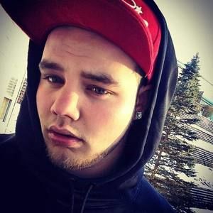 Meet your Posher, Justin